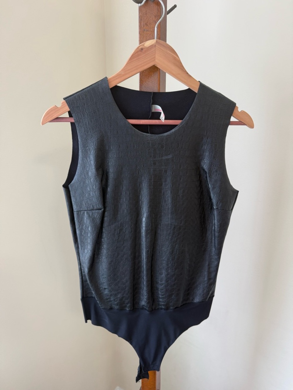 Commando Black Faux-Leather Croc-Texture Sleeveless Bodysuit